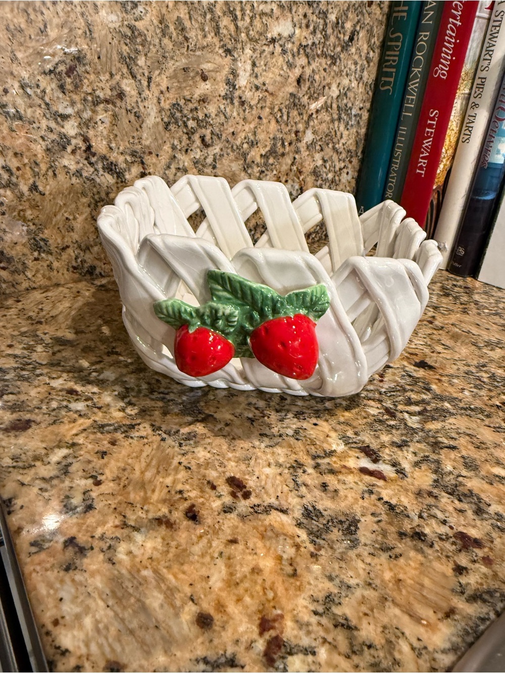 Ceramic Strawberry Basket Decorative Dish - White and Red - Picture 5 of 5